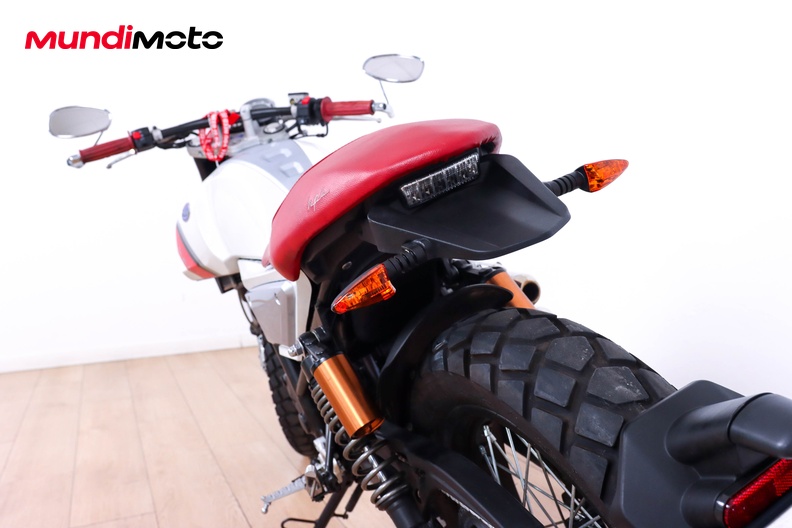 Motorbike image 9