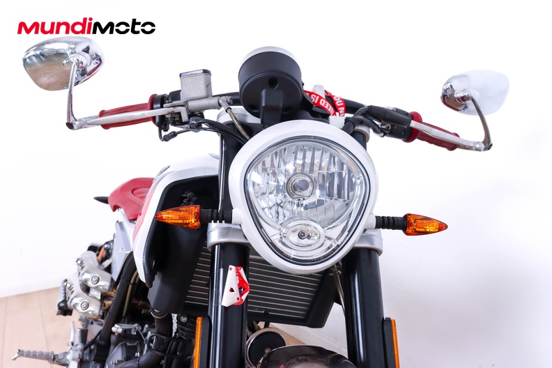 Motorbike image 4