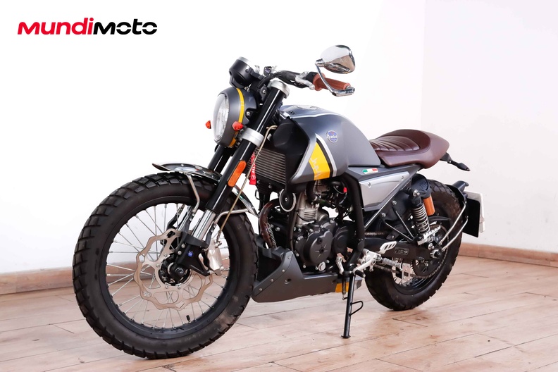 Motorbike image 7