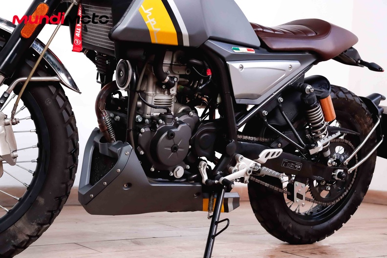 Motorbike image 8