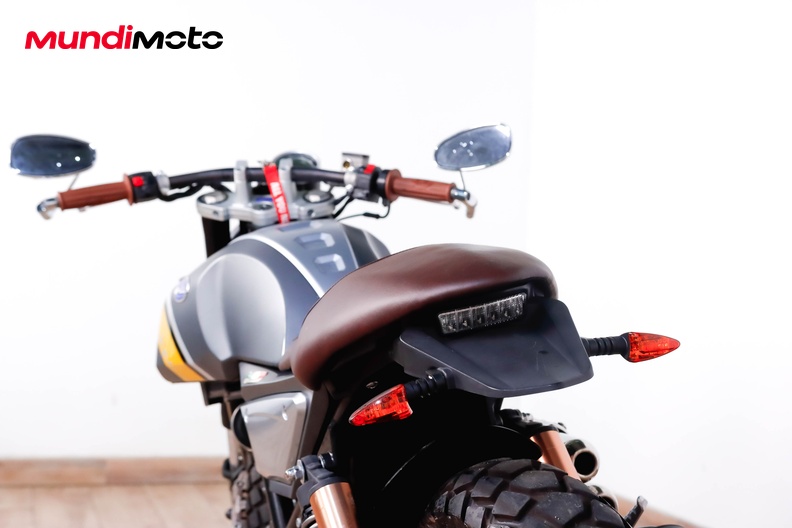 Motorbike image 9