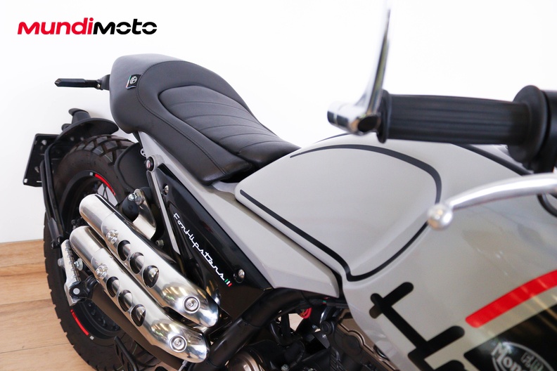Motorbike image 13