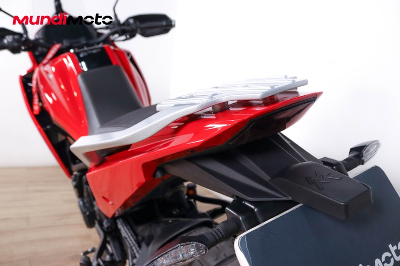 Motorbike image 9