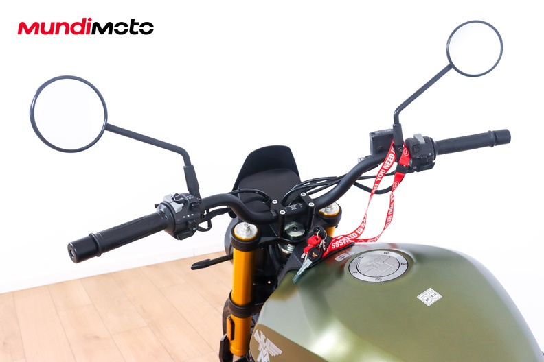 Motorbike image 10