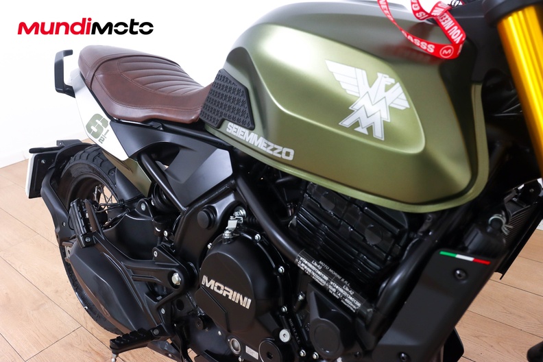 Motorbike image 12