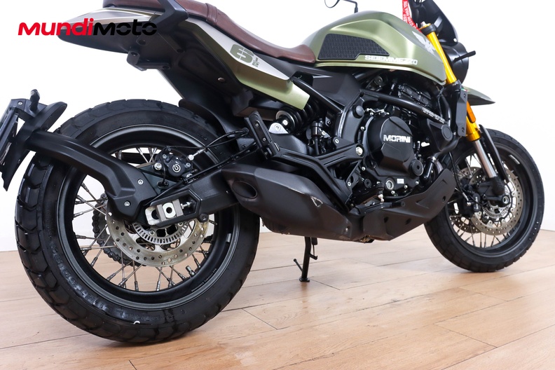 Motorbike image 3