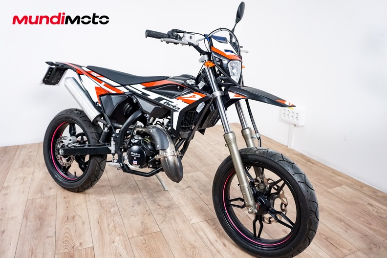 Motorbike image 1