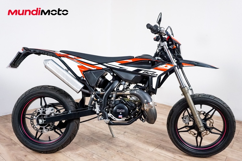 Motorbike image 0