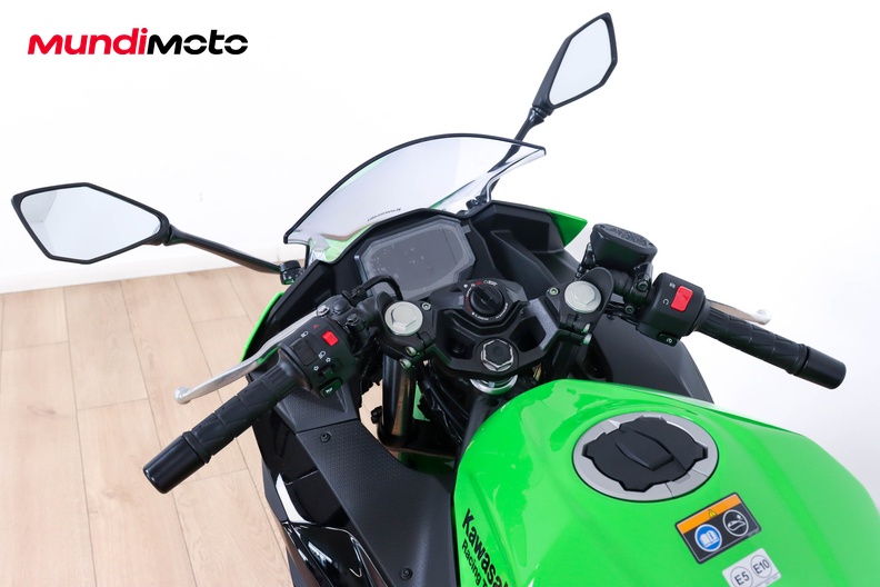Motorbike image 10
