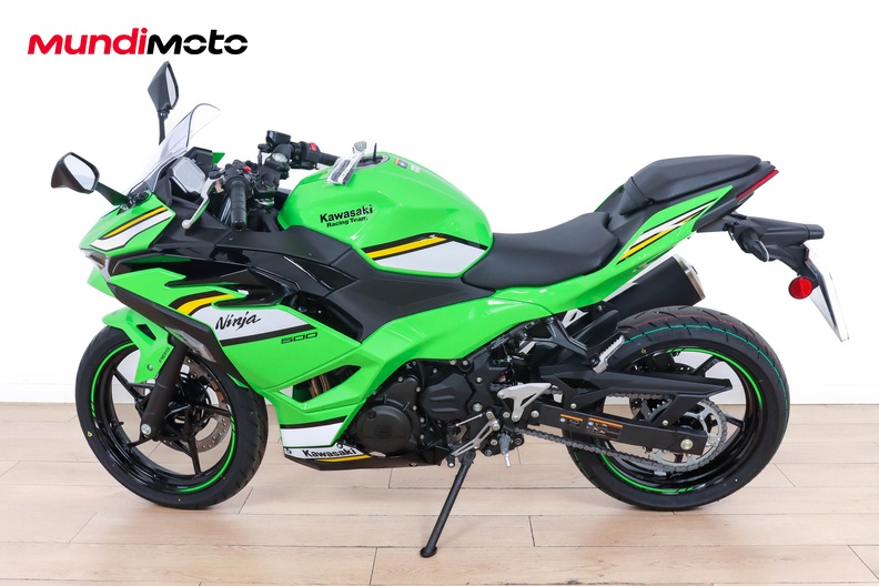 Motorbike image 5